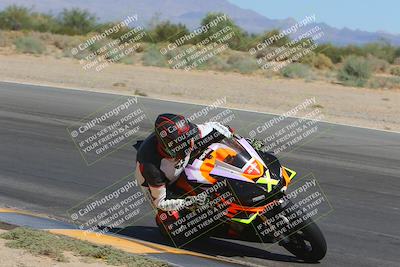 media/Oct-01-2023-SoCal Trackdays (Sun) [[4c570cc352]]/Turn 10 Inside (1250pm)/